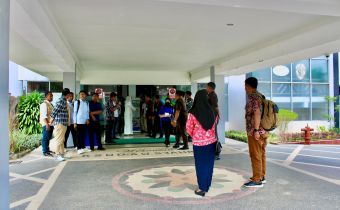 Bawaslu Kaltim Awasi Pemeriksaan Kesehatan Bapaslon Gubernur dan Wakil Gubernur Rudy Mas'ud dan Seno Aji 