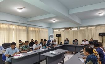 Bawaslu Kaltim Mengupas Hasil Pengawasan Vermin Parpol Untuk Memenuhi Keterbukaan Informasi Publik 