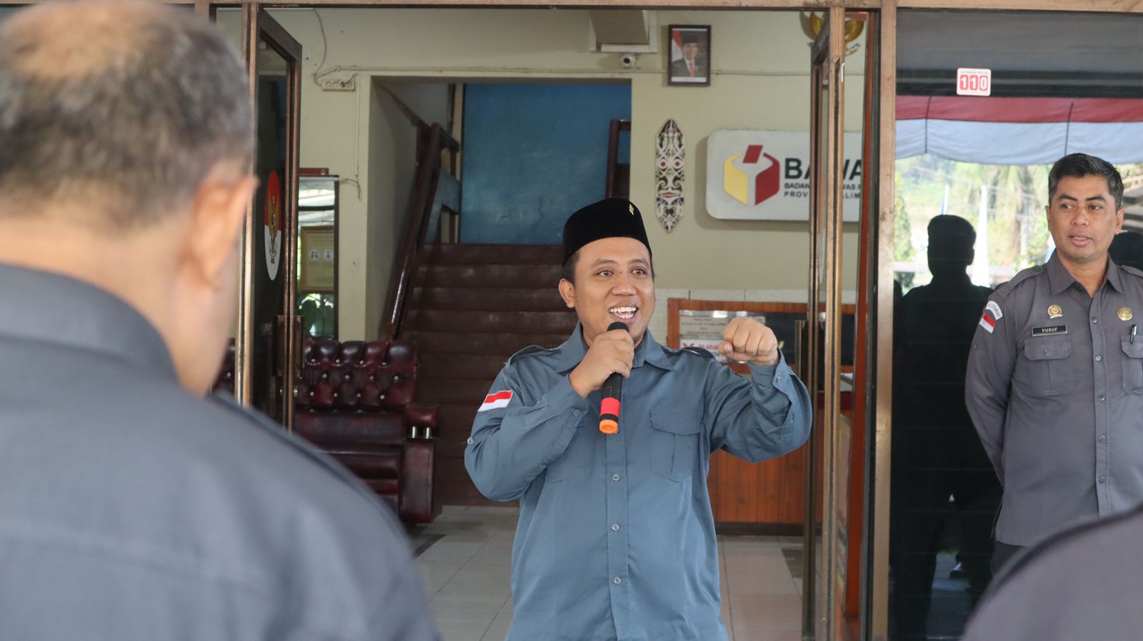 Apel Pagi Dilingkungan Bawaslu Kaltim, Wamustofa Hamzah Dorong Semangat SolidaritasÂ Pegawai