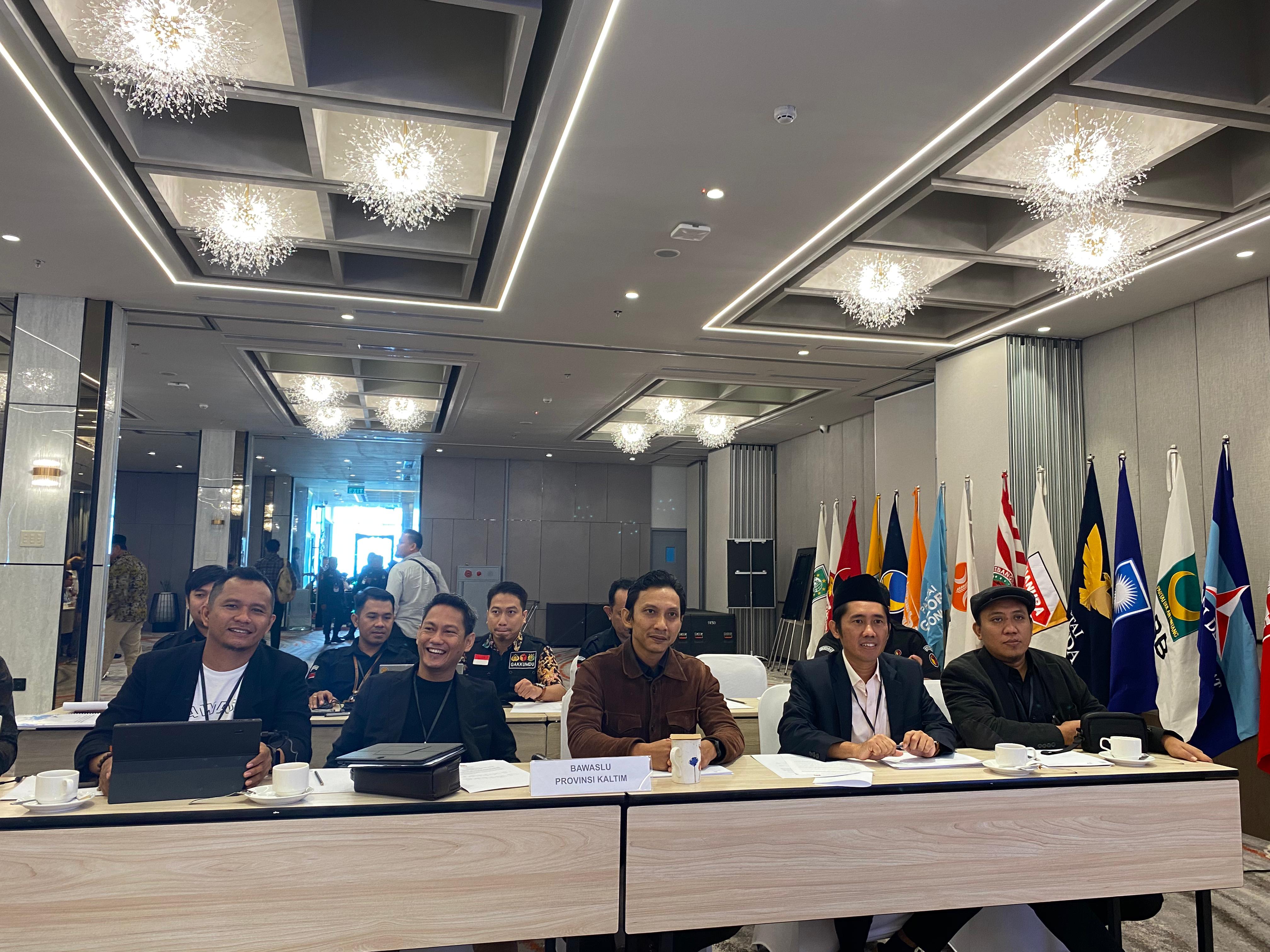 Bawaslu Kaltim Hadiri Rapat Pleno Terbuka Hasil Rekapitulasi Suara Tingkat Provinsi Kaltim