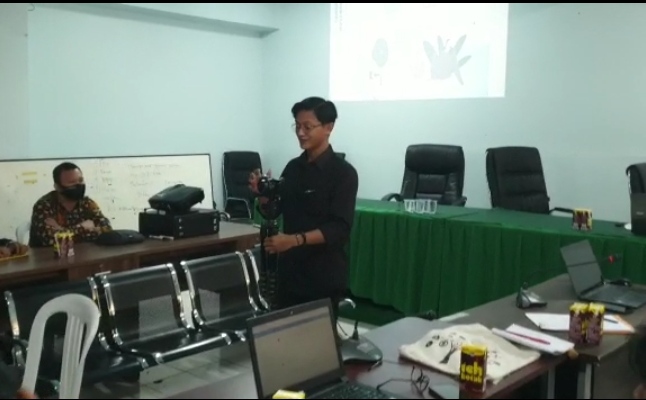 Tingkatkan Skill Kehumasan Bawaslu Kabupaten Kota, Bawaslu Provinsi adakan Pelatihan Videographer