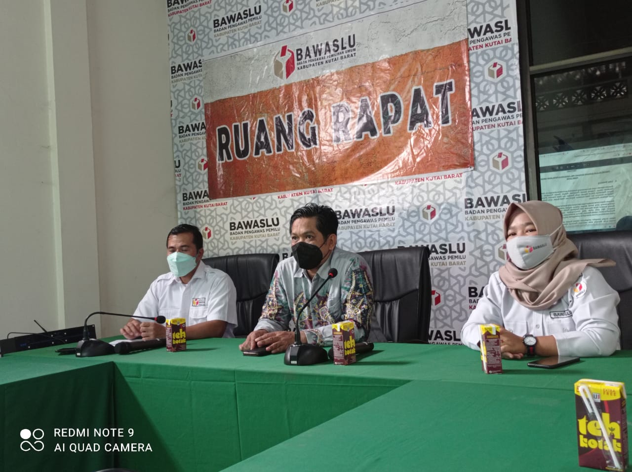 Ebin Lakukan Pembinaan Pengelolaan Barang Dugaan Pelanggaran di Bawaslu Kutai Barat