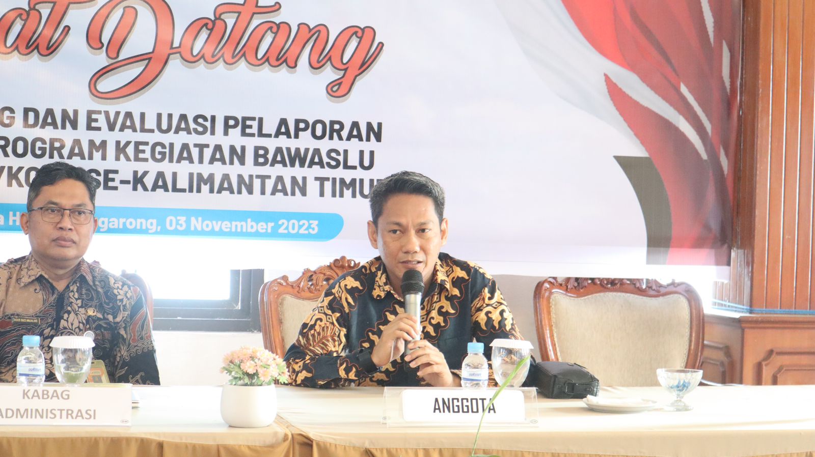 Rapat Monitoring Dan Evaluasi Pelaporan Pelaksanaan Program Kegiatan Bawaslu Se-Kaltim, Danny Bunga Ingatkan Untuk Selalu Teliti
