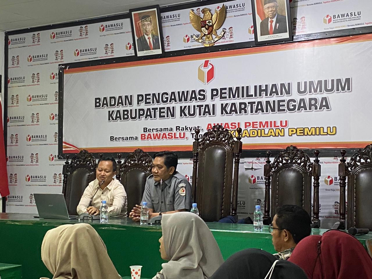 Bawaslu Kaltim beri Arahan Penanganan Temuan dan Laporan Pemilu kepada Panwaslu Kecamatan Se-Kabupaten Kukar