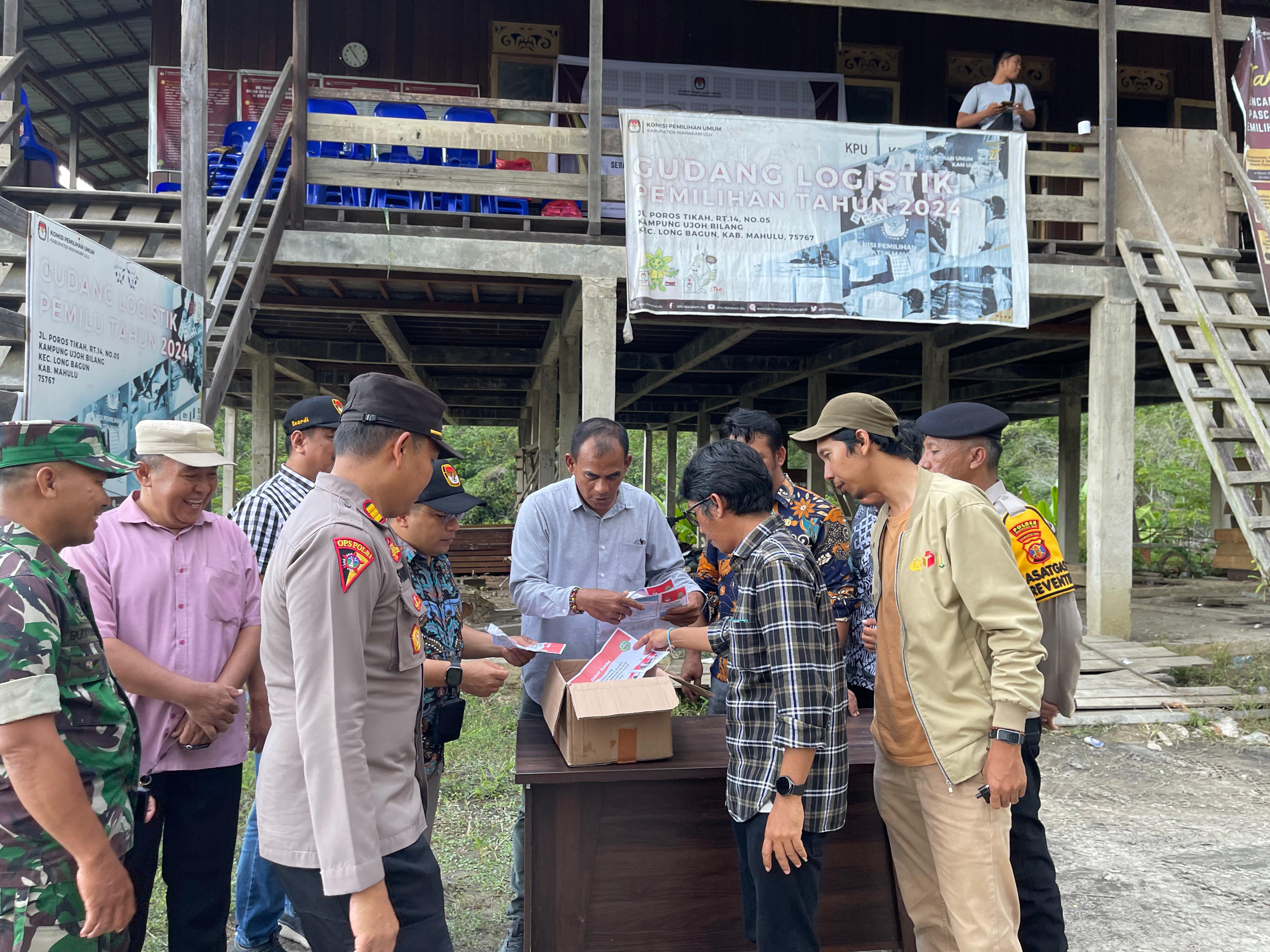 Galeh Akbar Tanjung Hadiri Pemusnahan Surat Suara Pemilu Tahun 2024 di Kabupaten Mahakam Ulu 