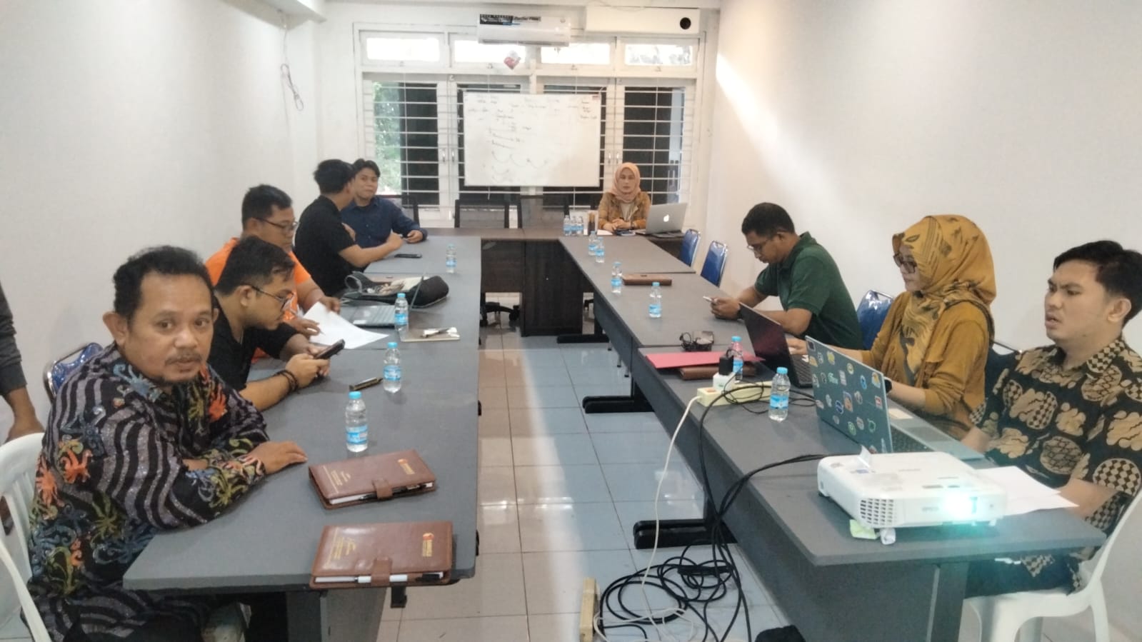 Simulasi Kajian Awal Dugaan Pelanggaran Pemilihan Pada Forum Diskusi Dan Belajar Bersama, Bawaslu Kaltim