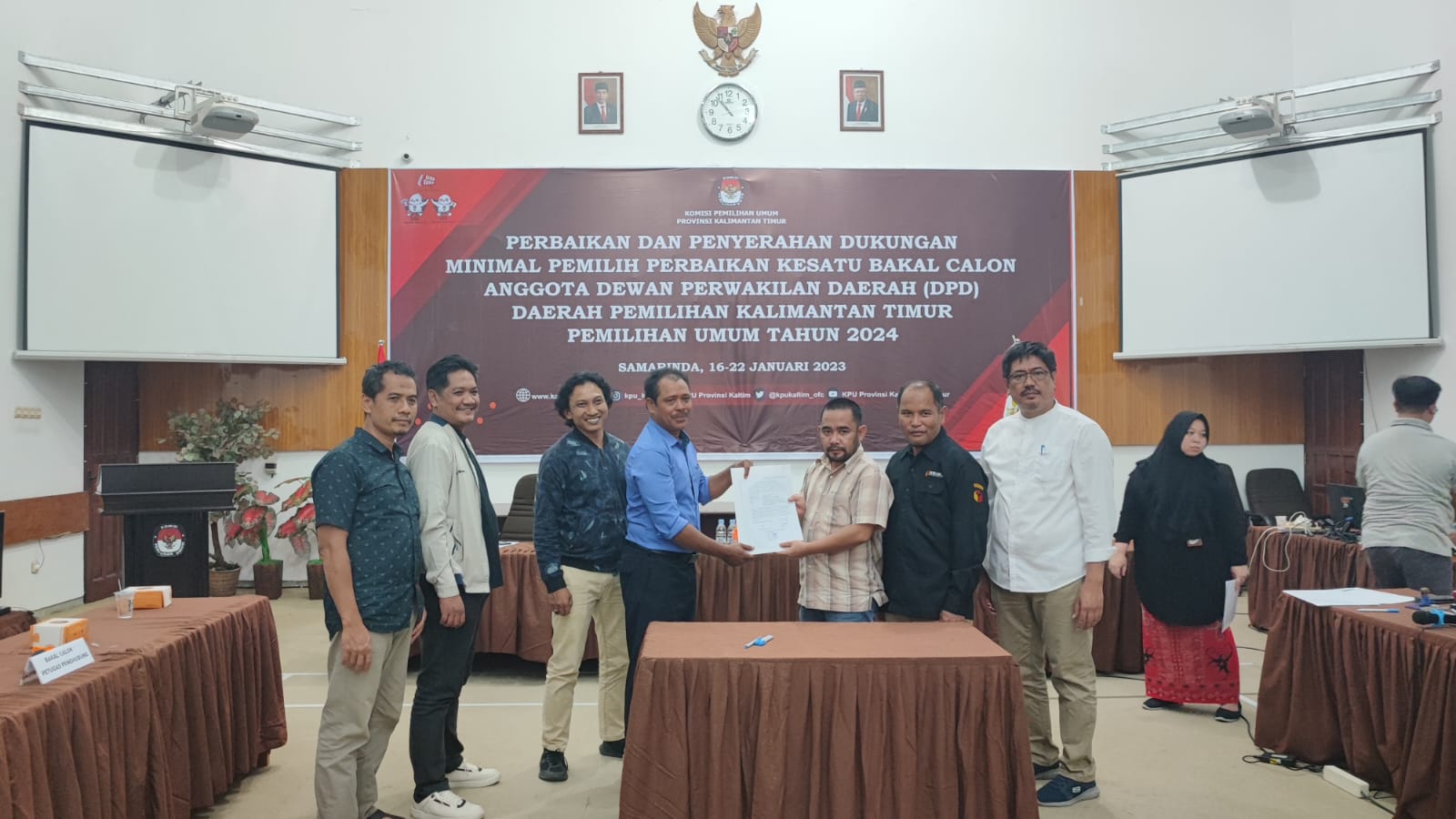 20 Bakal Calon DPD Serahkan Dukungan Minimal Pemilih Perbaikan Kesatu Pada Hari Terakhir Jadwal Penyerahan