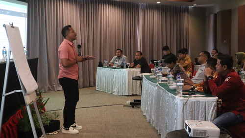 Daini Rahmat Ajak Diskusi Bawaslu Kabupaten/Kota Se - Kaltim terkait Isu - Isu Krusial Tahapan Kampanye