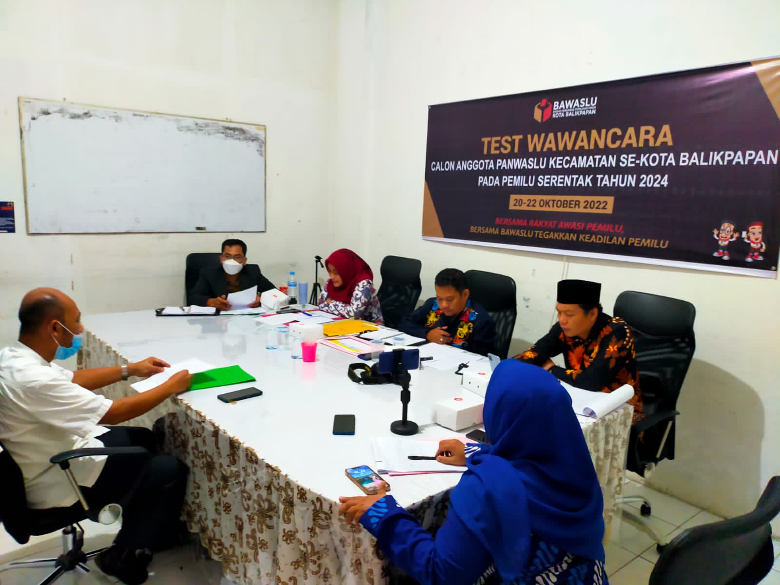 36 Peserta Lolos Seleksi Tes Tertulis Calon Anggota Panwas Kecamatan Akan Mengikuti Tes Wawancara