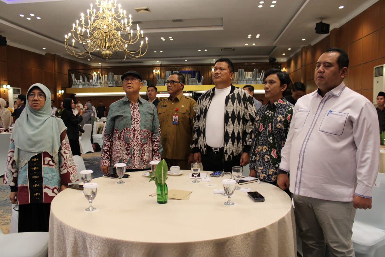 Penguatan Kelembagaan Bawaslu Bersama Mitra Kerja Bawaslu Kalimantan Timur "Peningkatan Peran Serta Dan Partisipasi Masyarakat Dalam Mengawal Demokrasi "