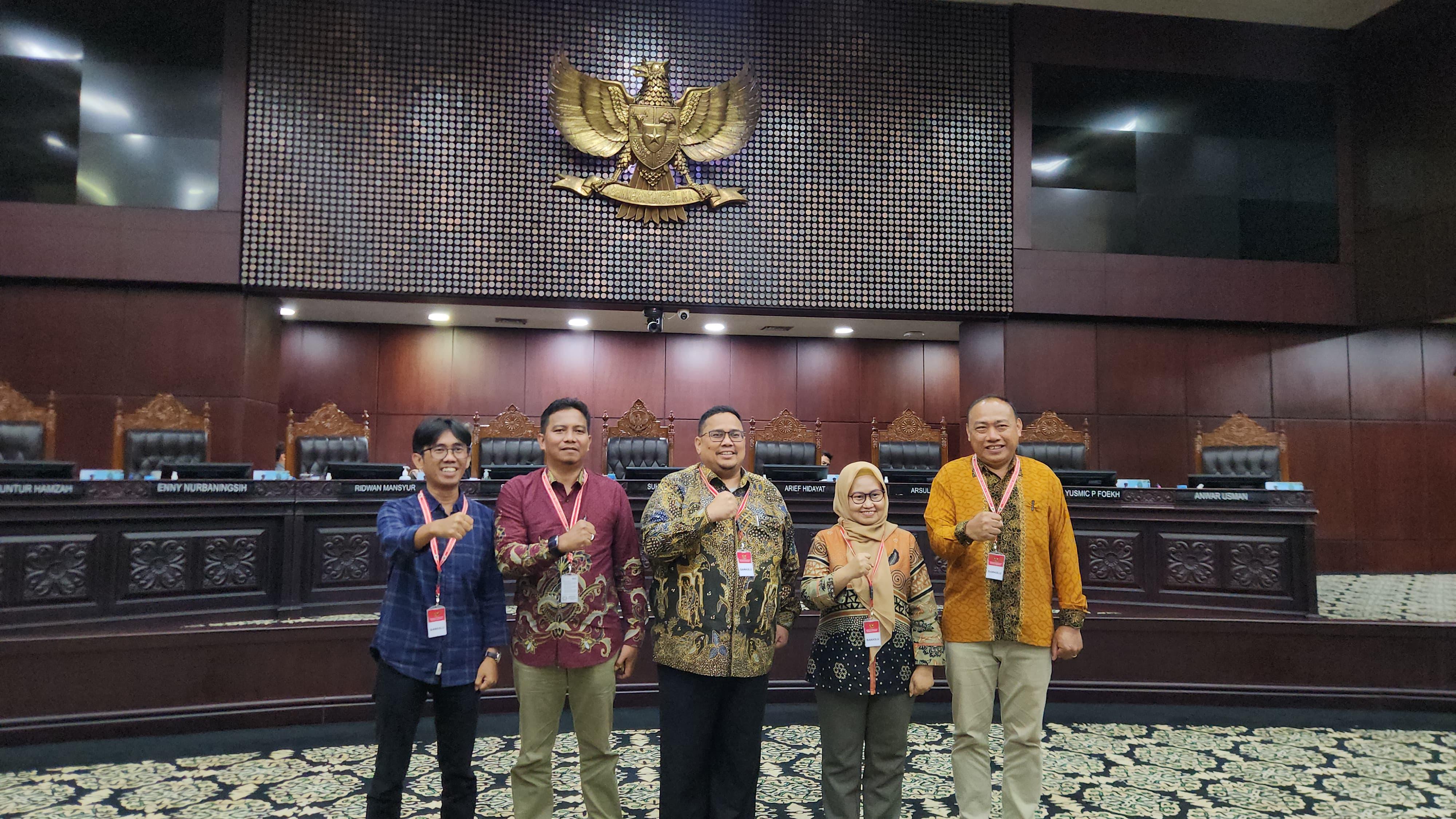 MK Gelar Sidang Pleno Pengucapan Putusan Perkara Pilkada Mahulu, Lanjut Sidang Pembuktian Pekan Depan! 
