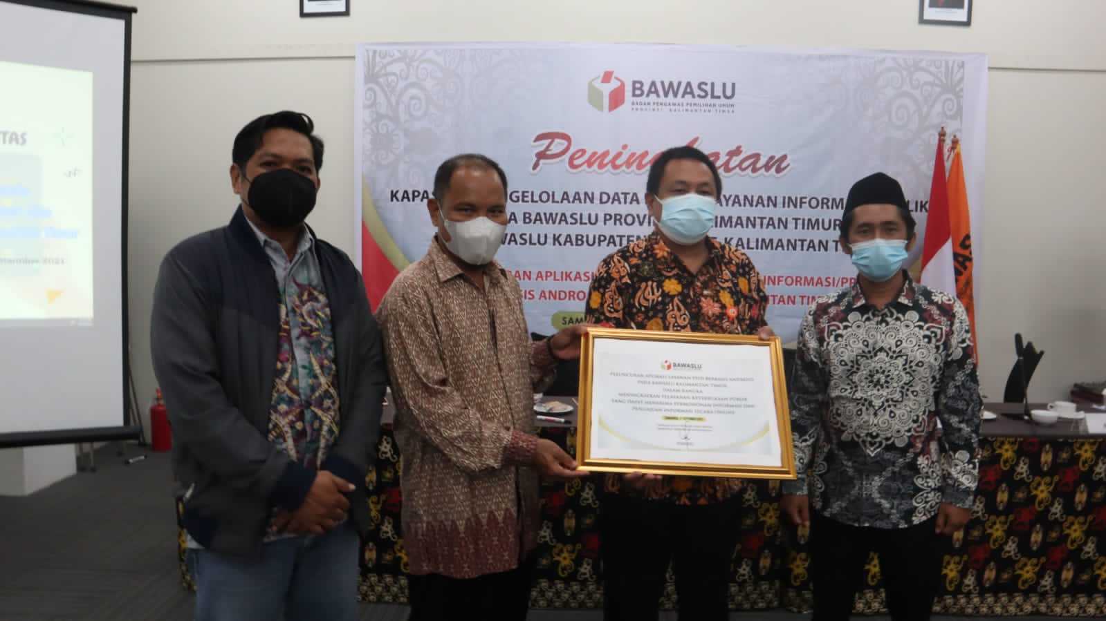 Upaya Peningkatan Kapasitas Pelayanan Informasi Publik, Bawaslu Kaltim Louncing Aplikasi PPID Berbasis Android