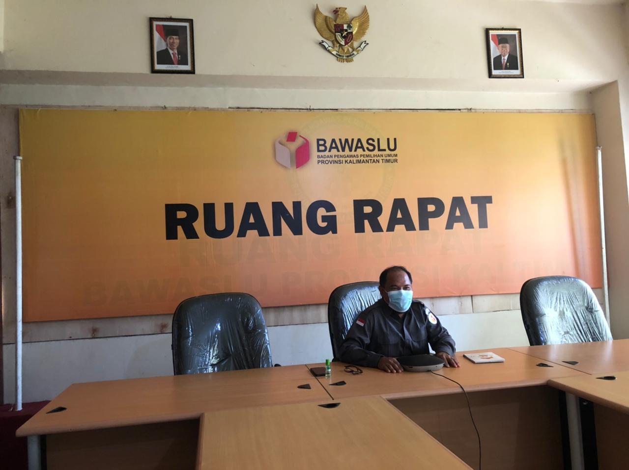 Peningkatan Kapasitas Bawaslu Kaltim Melaksanakan Pembuatan Legal Opinion