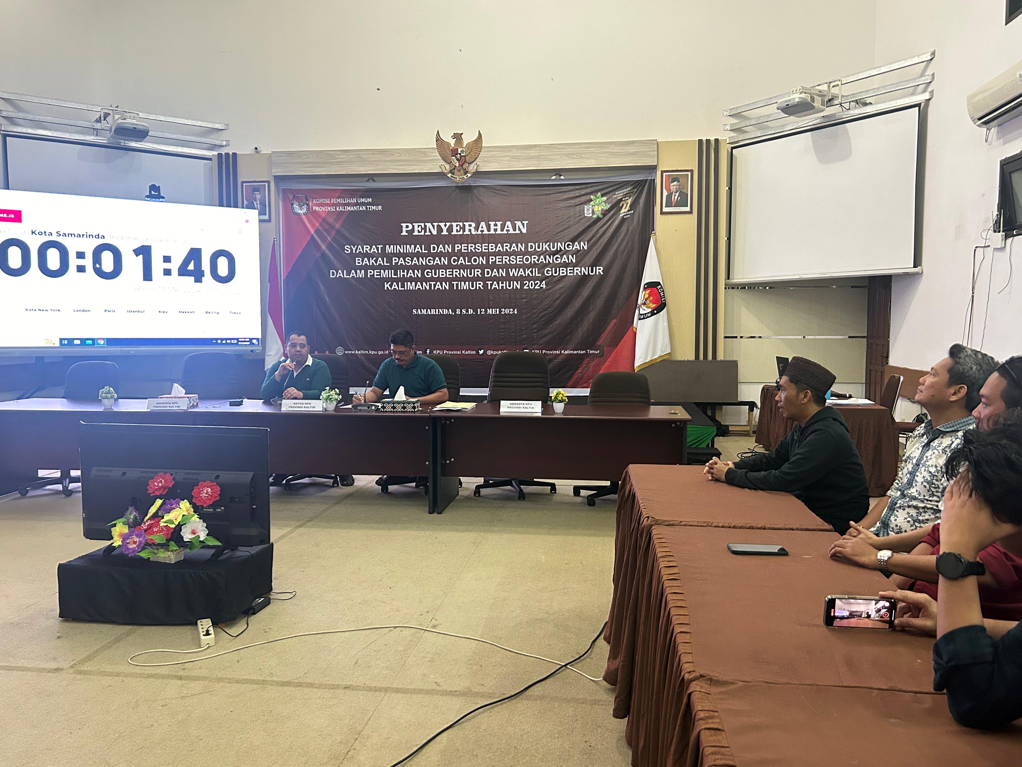 Hari Terakhir Penyerahan Syarat Dukungan Paslon Perseorangan di Kantor KPU, Bawaslu Kaltim Ikut Awasi