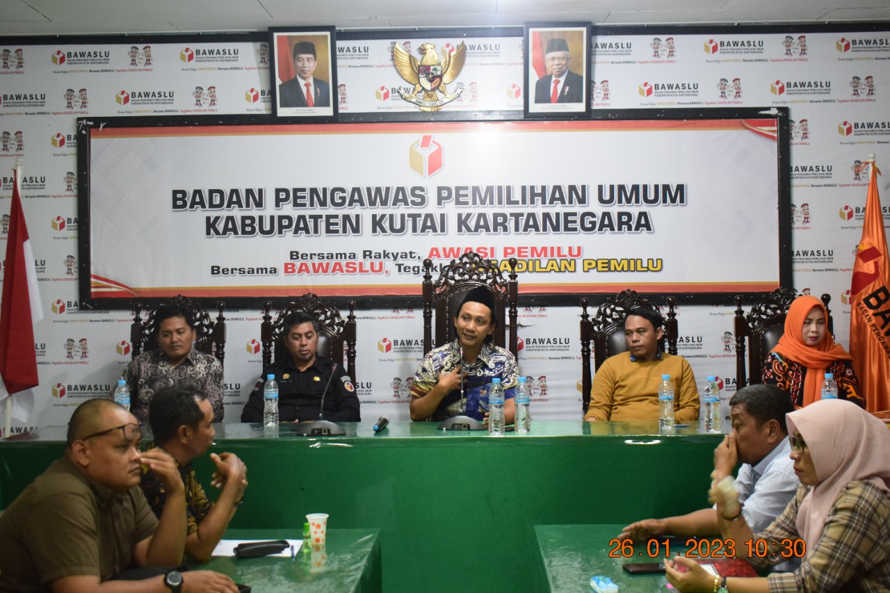 Hadiri Rakor di Bawaslu Kukar, Hari Dermanto: Kita Harus Punya Mimpi!