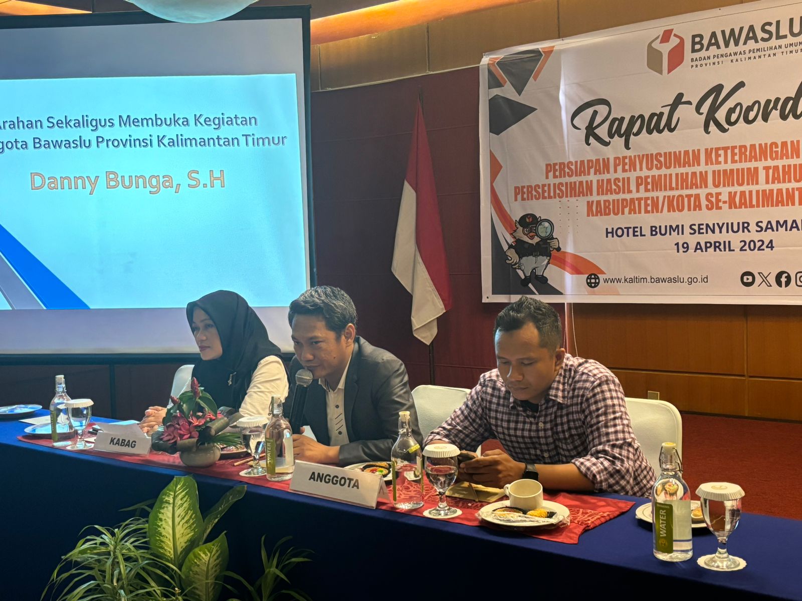 Bawaslu Kaltim Gelar Rakor Pesiapan Penyusunan Keterangan Tertulis Dalam PHPU bersama Kabupaten/Kota Se - Kaltim 