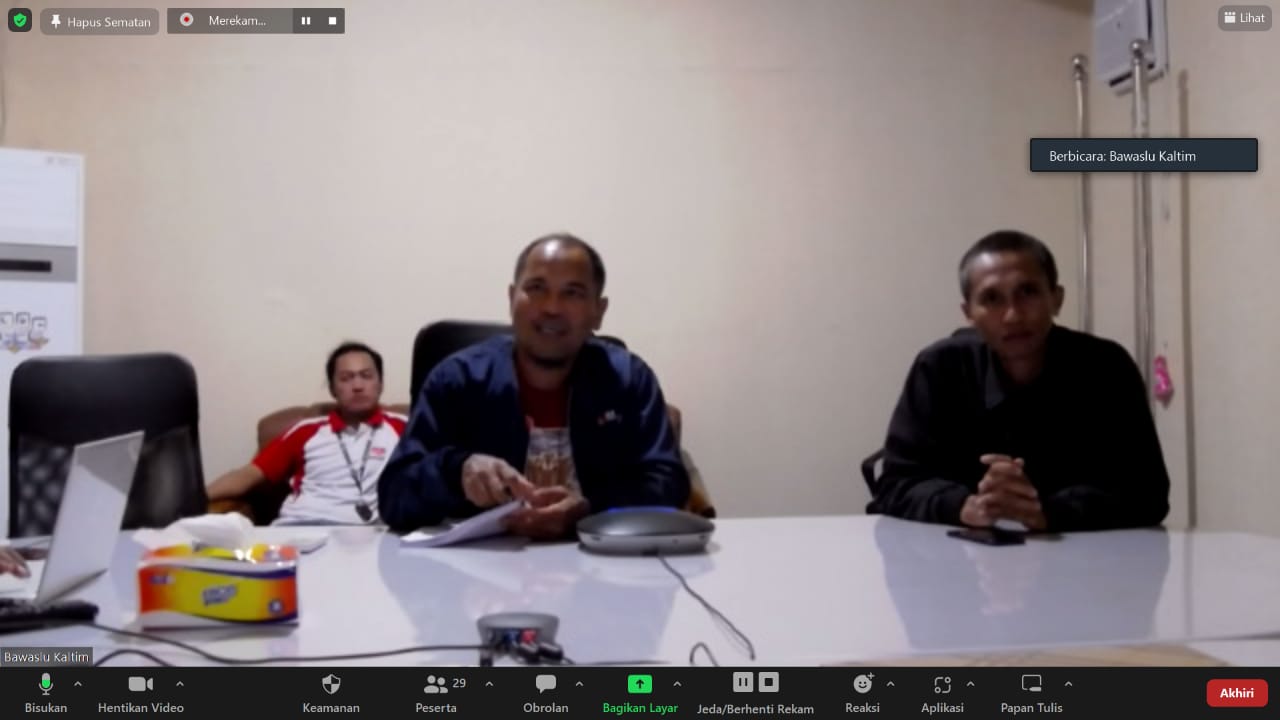 Hari Ke- 8 Pengawasan Verifikasi Administrasi Pencalonan DPD, Bawaslu Kalimantan Timur Lakukan Rapat Evaluasi