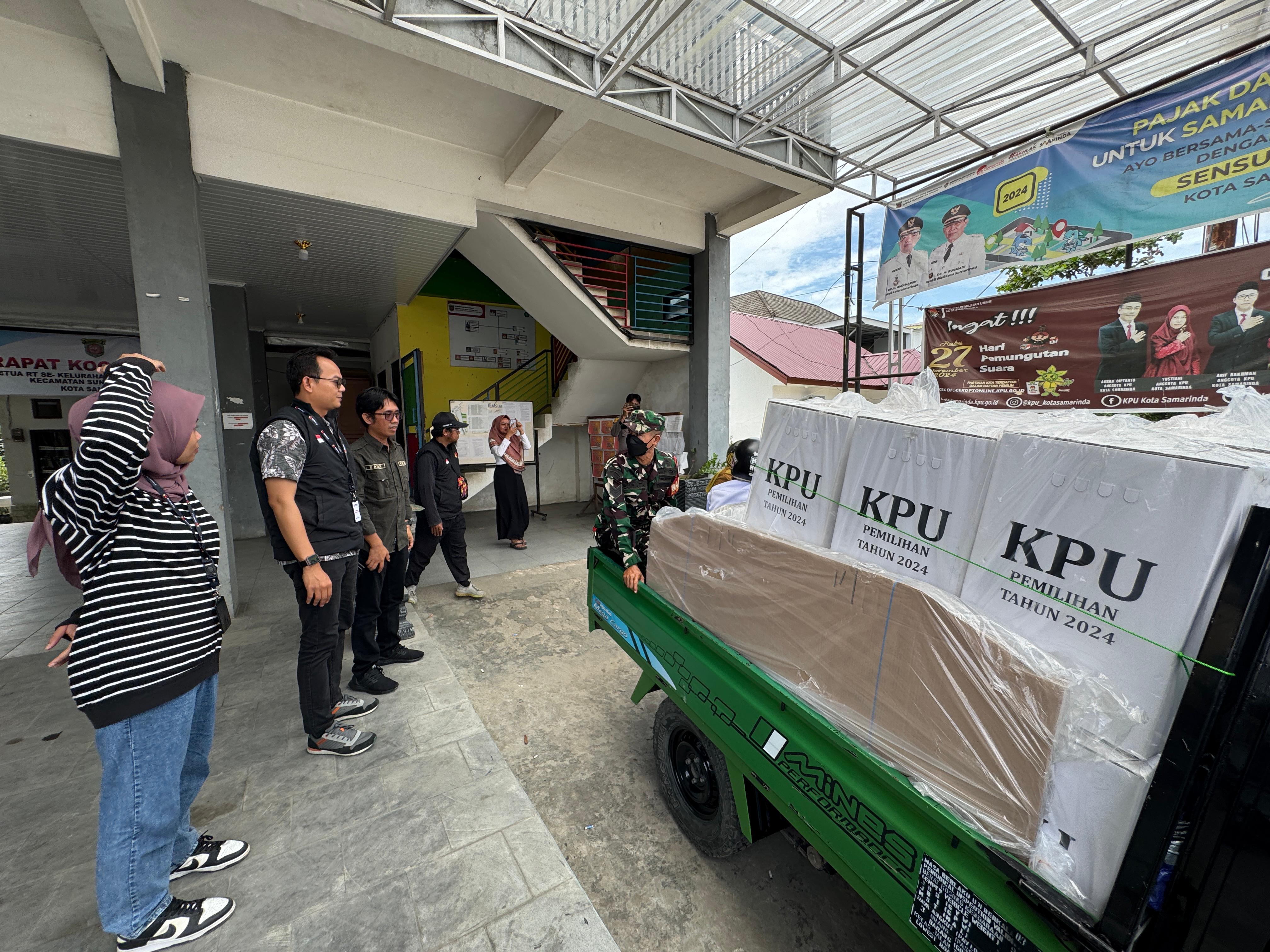 Galeh Akbar Tanjung Lakukan Monitoring Pendistribusian Logistik Ke TPS 