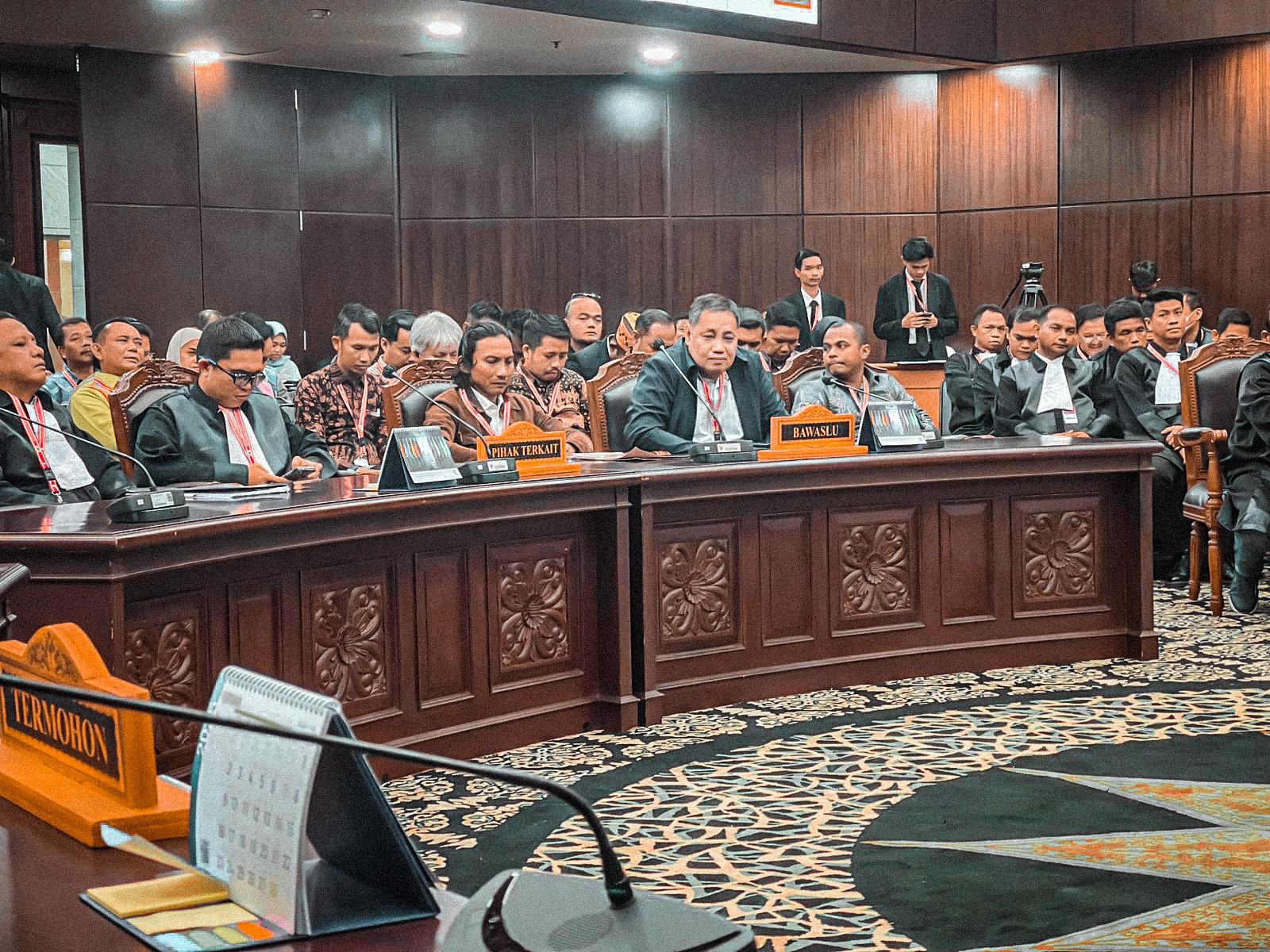 Bawaslu Kaltim Hadiri Sidang Pembacaan Putusan Perkara Perselisahan Hasil Pemilihan Gubernur dan Wakil Gubernur di Mahkamah Konstitusi 