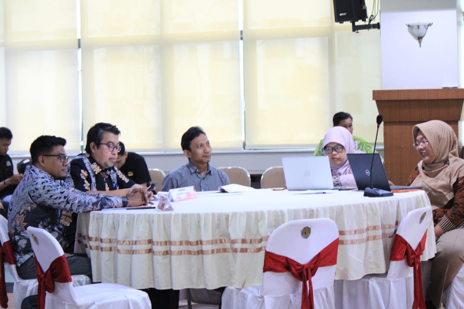 Hari Dermanto Bersama Undangan Lain