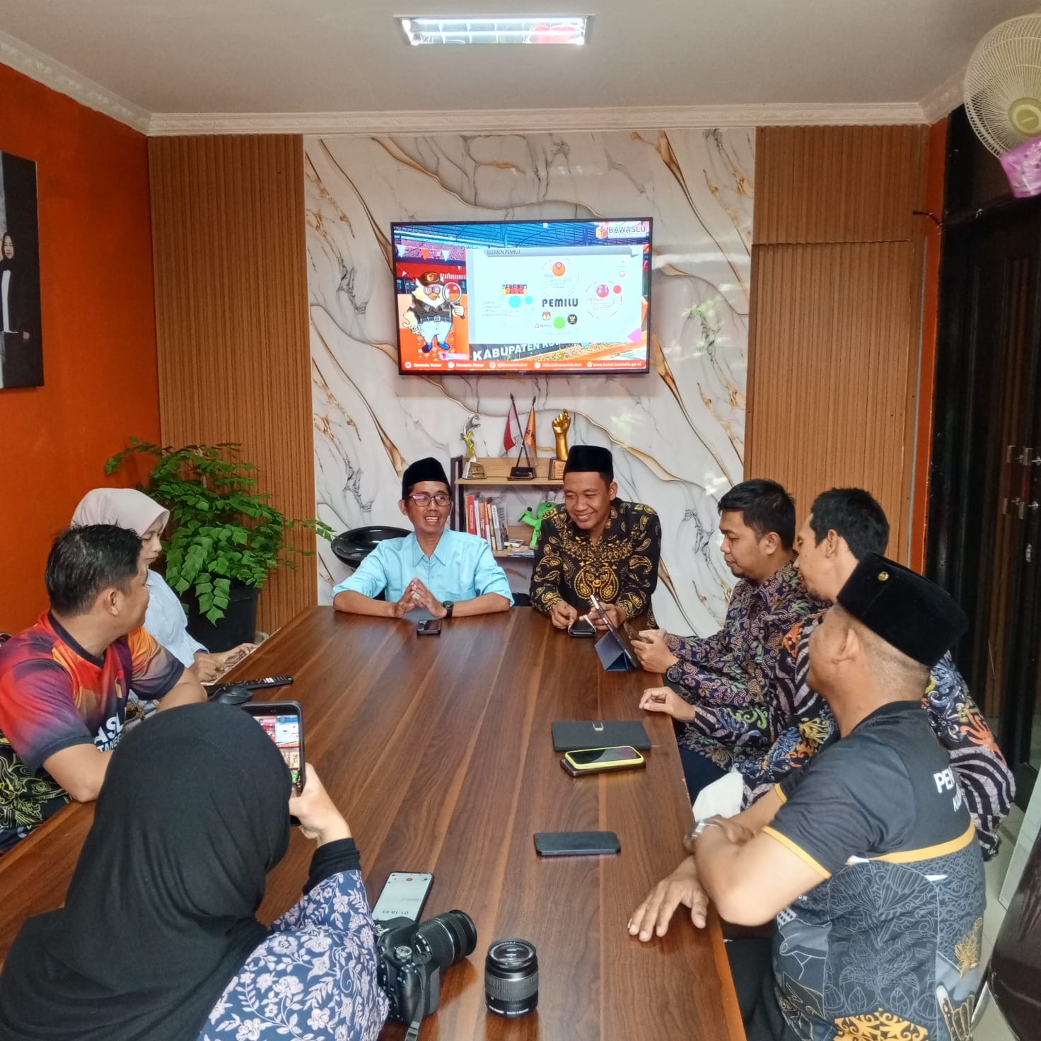 Safari Ramadan ke Bawaslu Kabupaten Kutai Kartanegara pada Jumat (6/3/2026).
