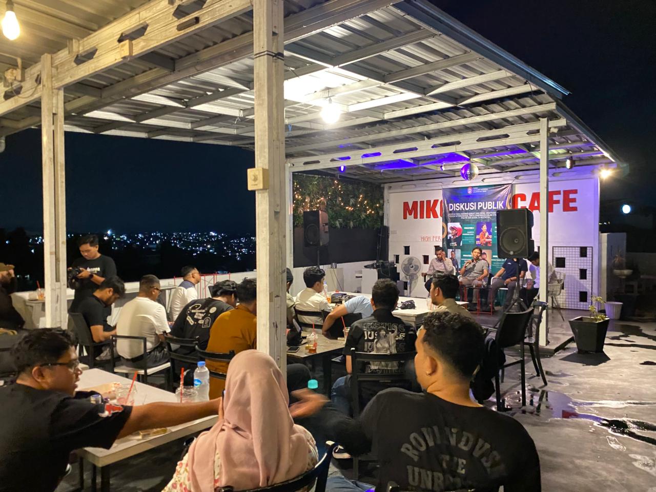 Hari Dermanto menyampaikan paparan