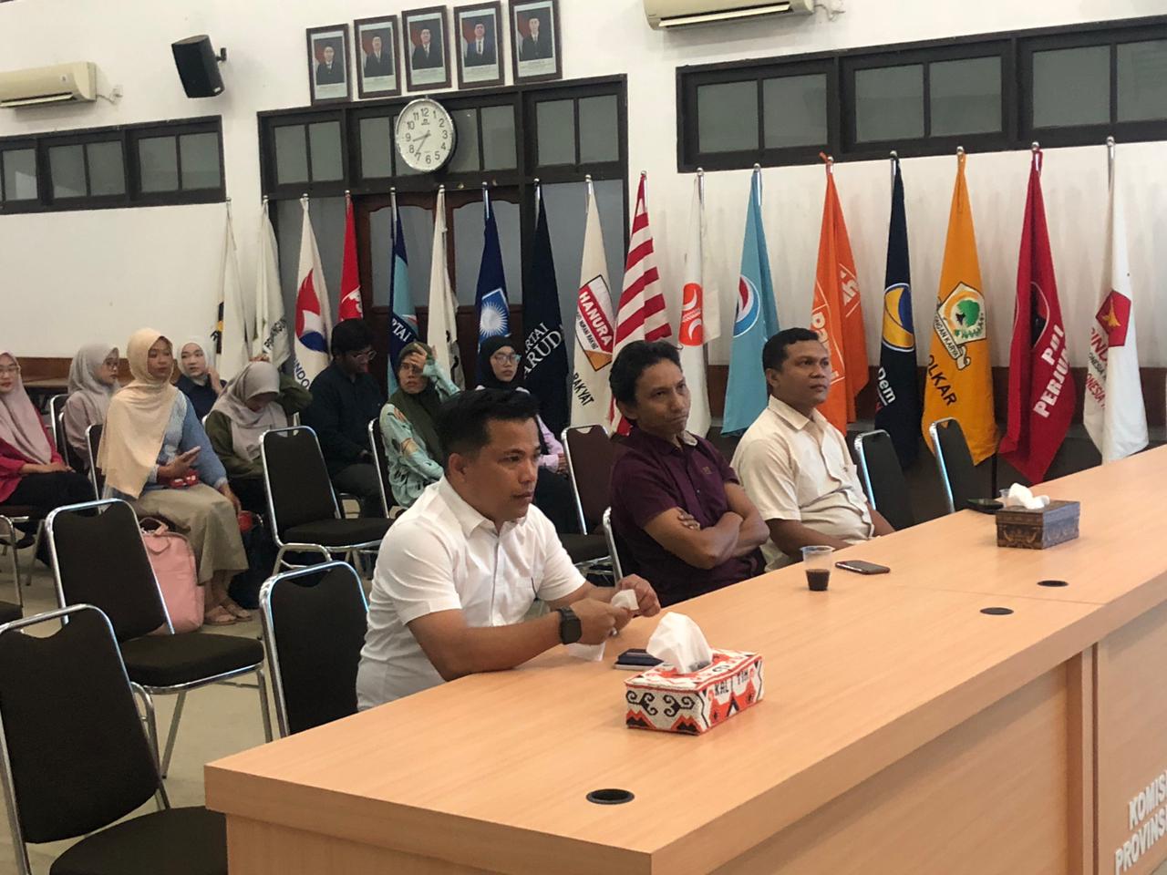 Hari Dermanto bersama Narasumber lainnya pada forum diskusi publik
