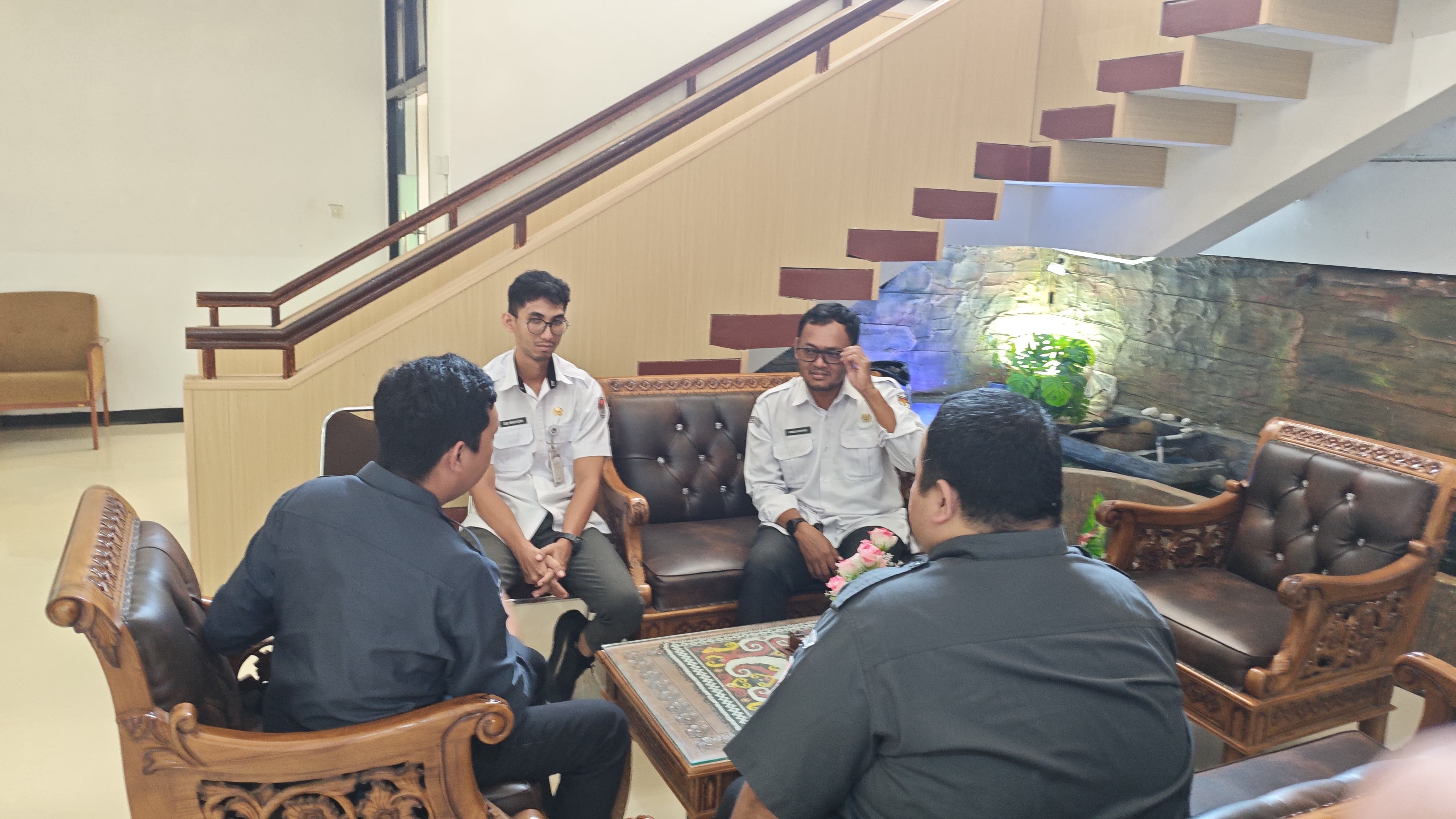 Perwakilan bawaslu Kaltim dan KPU Kaltim