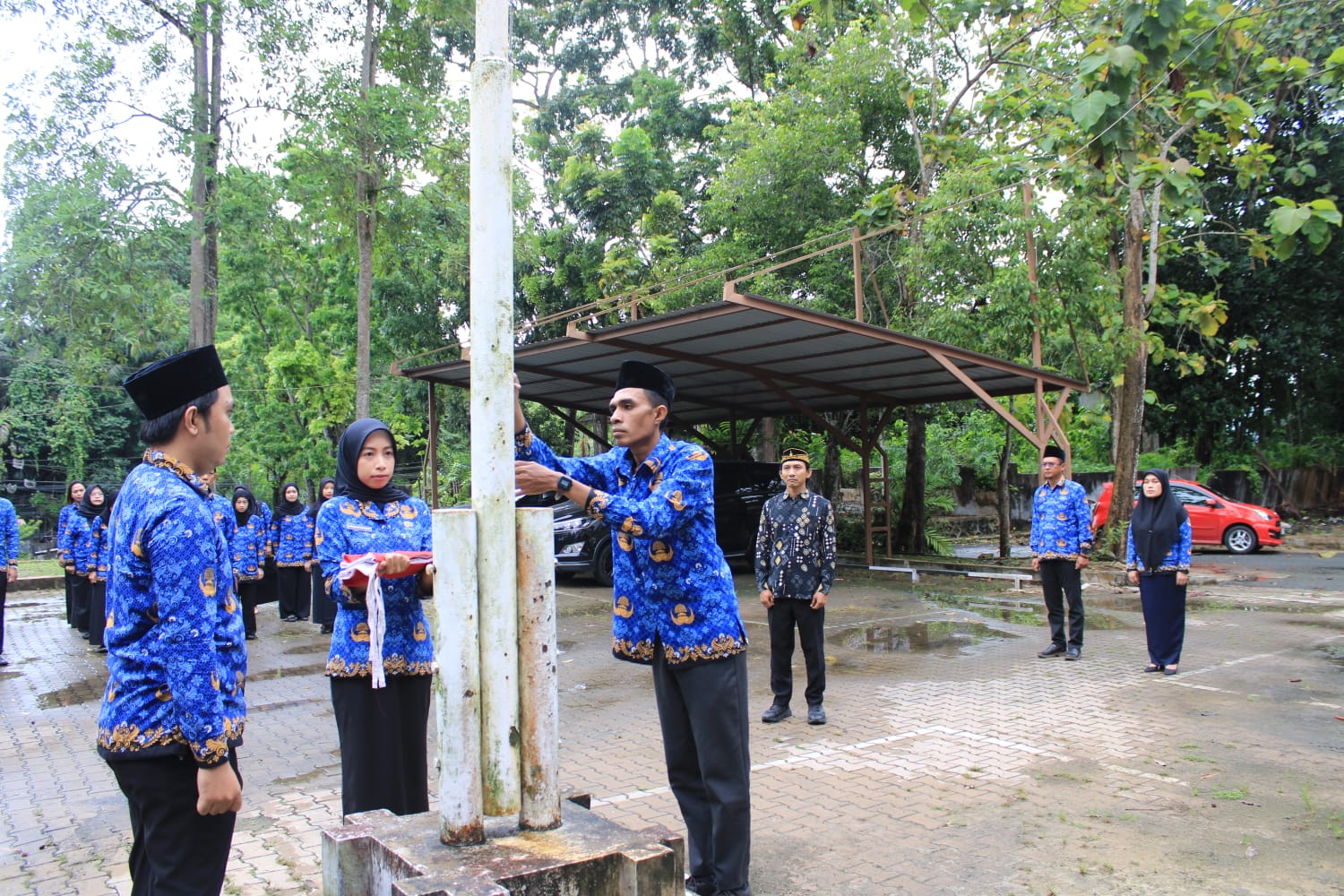 Pengibaran Bendera Merah Putih