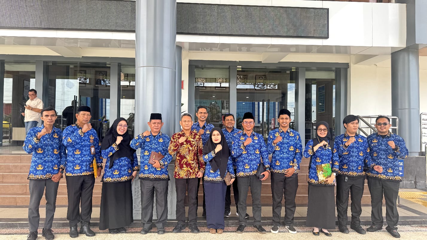 Foto bersama usai Konsolidasi Demokrasi 