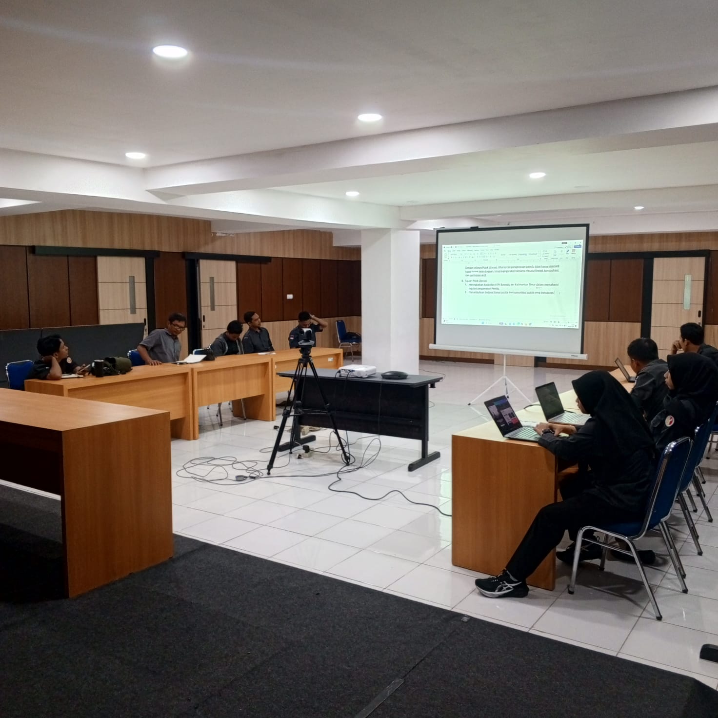 Rapat Internal P2H