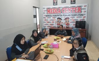 Bawaslu Kaltim Lakukan Monev Reformasi Birokrasi di Bawaslu Penajam Paser Utara