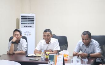 Bawaslu Kaltim Terima Audiensi Mahasiswa BEM KM Unmul terkait Pengawasan Pemilu dan Plan Pembukaan TPS Lokasi Khusus 