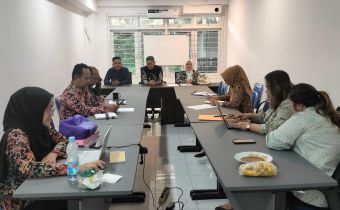 Rapat Penyusunan Laporan Akhirâ€ Divisi Hukum dan Sengketaâ€  Pasca PSU Atas Putusan MK