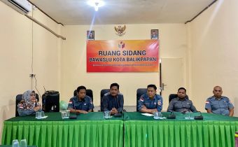 Bawaslu Kalimantan Timur Beri Arahan Teknis Persiapan Pengawasan Verifikasi Administrasi Pencalonan DPD 