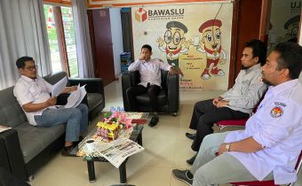 Lakukan Monev ke Bawaslu Kabupaten Paser, Ebin Marwi : Pastikan Laporan Masyarakat Ditindak Lanjuti KPU