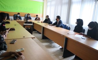 Audiensi Bersama Mahasiswa, Ketua dan Anggota Bawaslu Kaltim Sampaikan Peran Penting Mahasiswa dalam Pemilu 2024