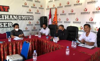 Lakukan Pembinaan Pelayanan PPID Paser, Muhammad Ramli Berharap Kedepan Bawaslu Terus Bertahan Menjadi Lembaga Informatif
