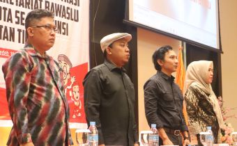 Tingkatkan Soliditas Bawaslu, Wamustofa : Tetap Terus Jaga Komunikasi dan Koordinasi      