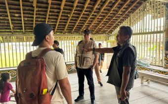 Herwyn J.H. Malonda Tinjau Kesiapan PSU di Mahakam Ulu