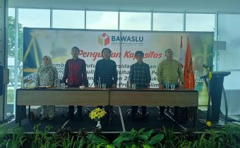 Bawaslu Kaltim Gelar Acara Peningkatan Kapasitas Pembuatan Putusan Persidangan dan Penyusunan Keterangan Tertulis Persilisihan Hasil Pemilihan 