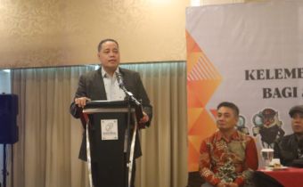 Sosialiasi Pengawas Pemilu di Kaltim, Herwyn Malonda Dorong Mahasiswa Untuk Terlibat Aktif Mengawal Proses Pemilu