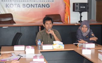 Galeh Akbar Tanjung ajak Pengawas Pemilu Kota Bontang Untuk Selalu Awasi dalam Pemungutan dan Penghitungan Suara 