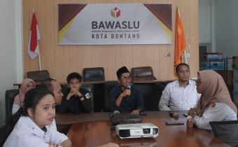 bedah hasil pengawasan Coklit Terbatas (Coktas) sebagai bagian dari upaya memastikan akurasi dan kesesuaian data pemilih.