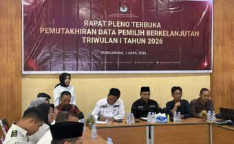 Rapat Pleno Terbuka Rekapitulasi Pemutakhiran Data Pemilih Berkelanjutan (PDPB) Triwulan I Tahun 2026 yang digelar di Kabupaten Kutai Kartanegara, Rabu (1/4/2026).