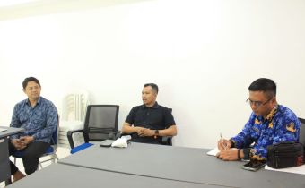 Rapat Evaluasi dan Monitoring Layanan Informasi Publik